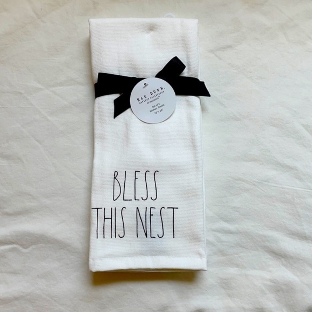 Rae Dunn towel set